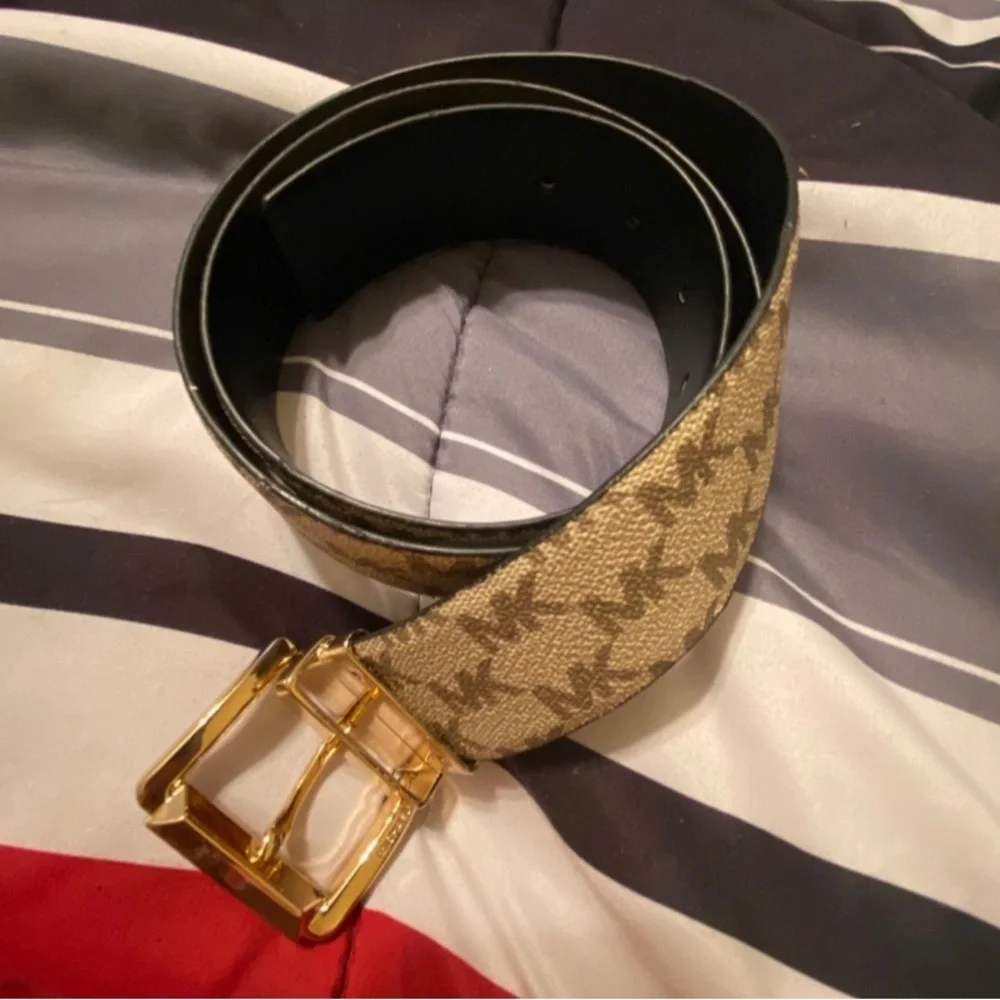 Michael Kors Reversible Belt